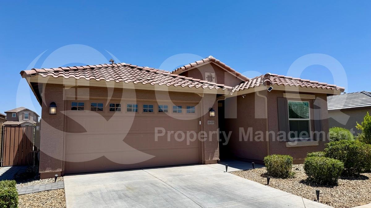 16416 W Saguaro Park Ln - Photo 2 of 28
