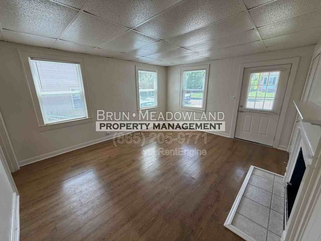 2620 Woodbine Ave - Photo 7 of 29