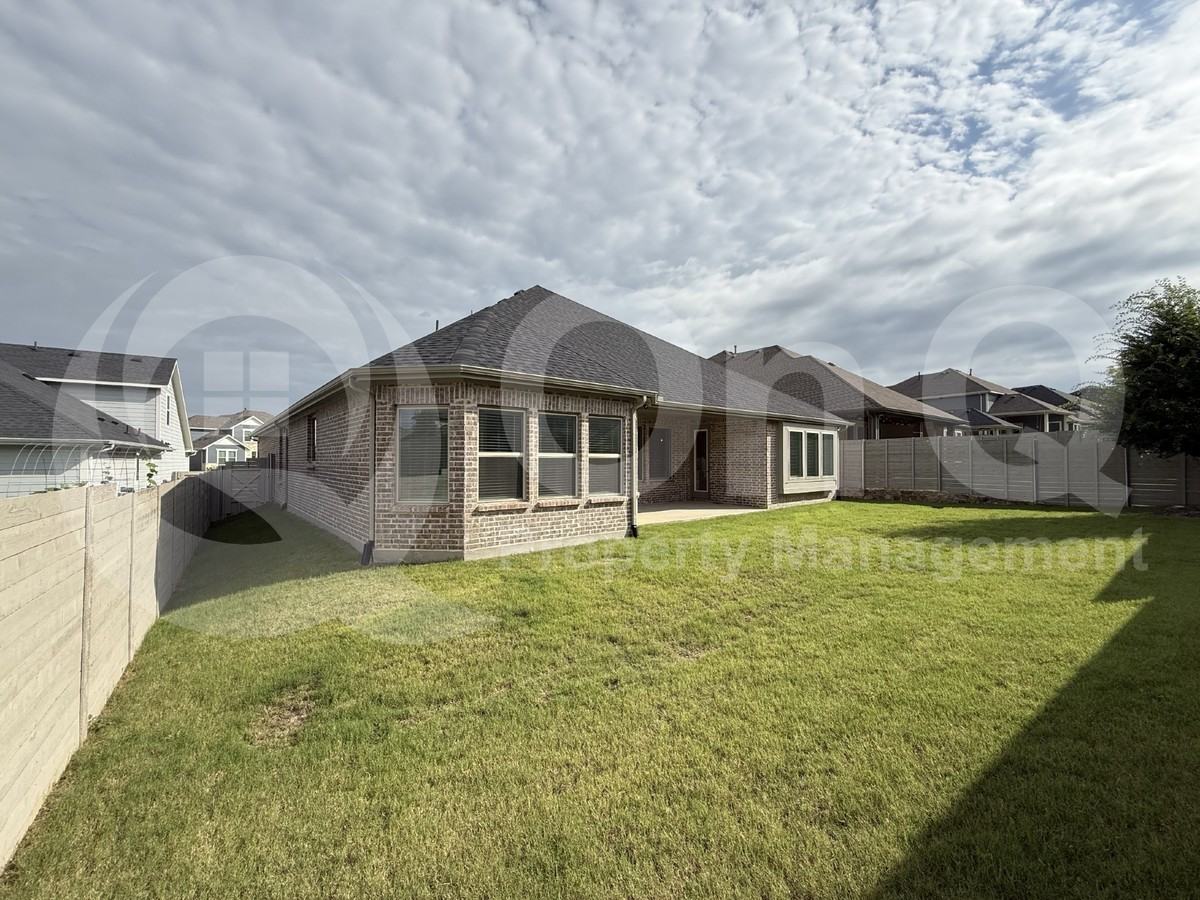 2950 Frederick Dr - Photo 7 of 7