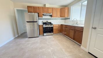 featured image of 355 W 12th St #355