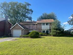 3212 Charlemagne Ave - Photo 1 of 1