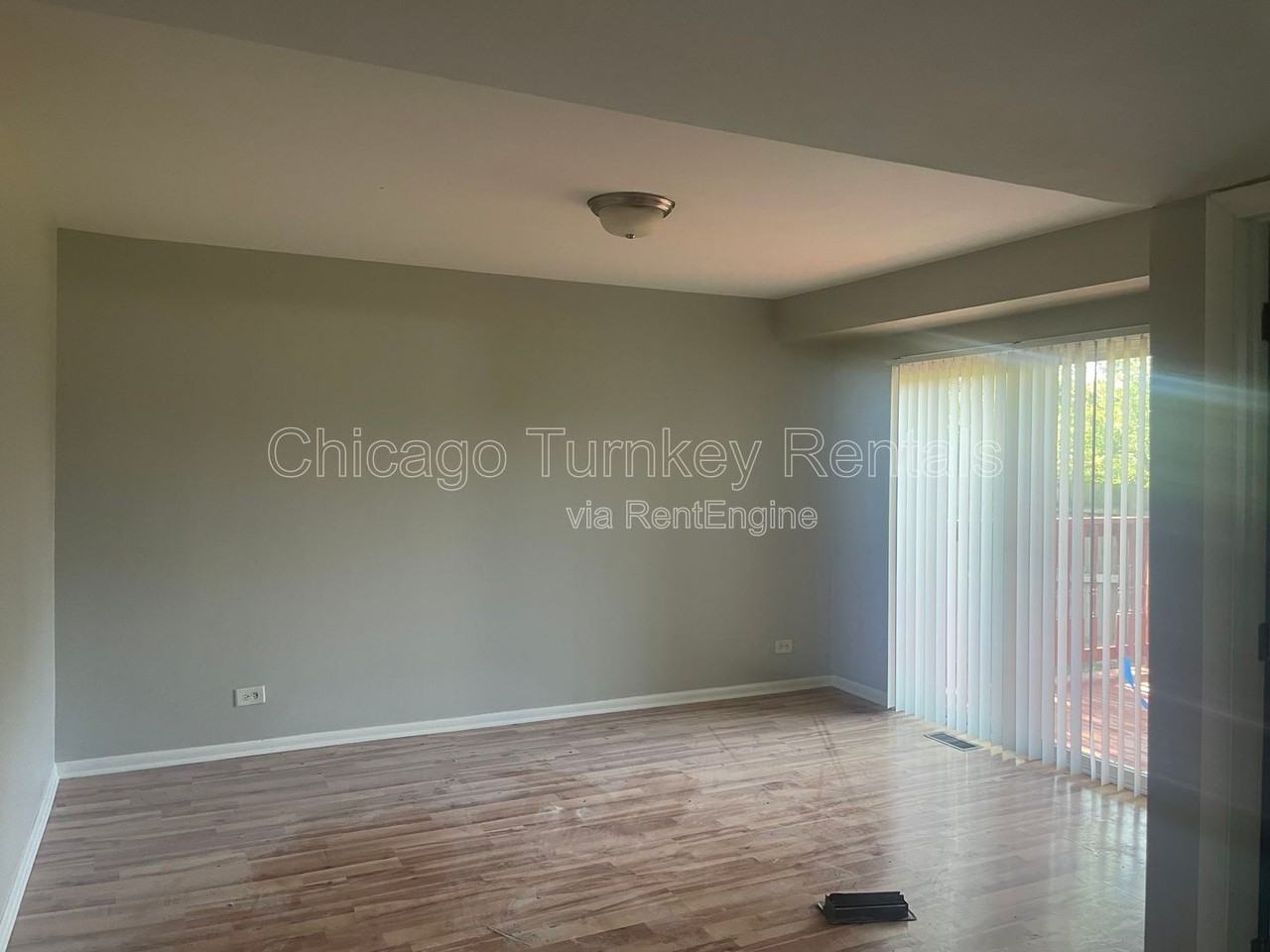 3212 Charlemagne Ave - Photo 2 of 19