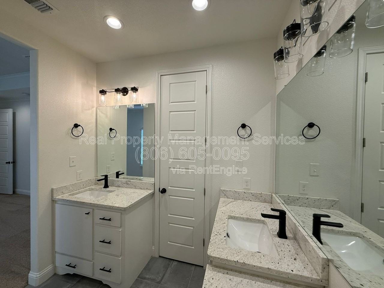 7621 54th St - Photo 7 of 19