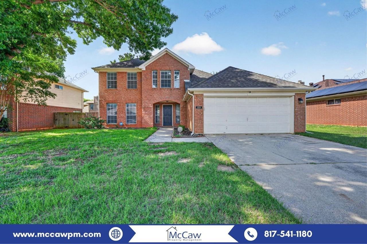 333 Stately Oak Ln