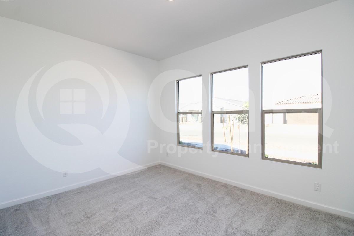 22677 E Lords Way - Photo 7 of 21