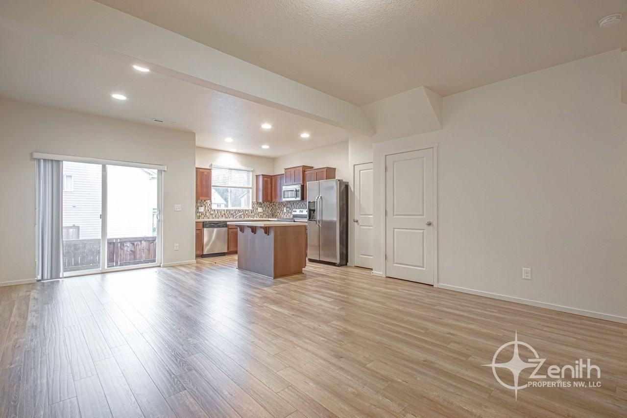 8515 Ne 13th Pl - Photo 5 of 28