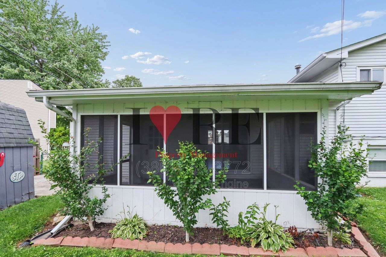 3565 Brunswick Dr - Photo 5 of 35