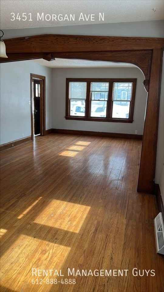3451 Morgan Ave N - Photo 6 of 11