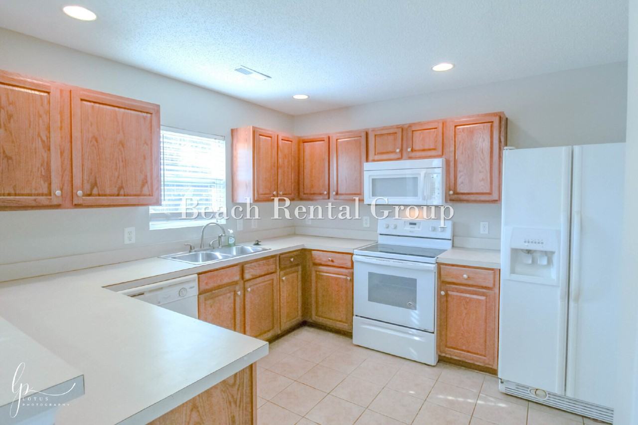2013 Laurel Oak Ct - Photo 6 of 30