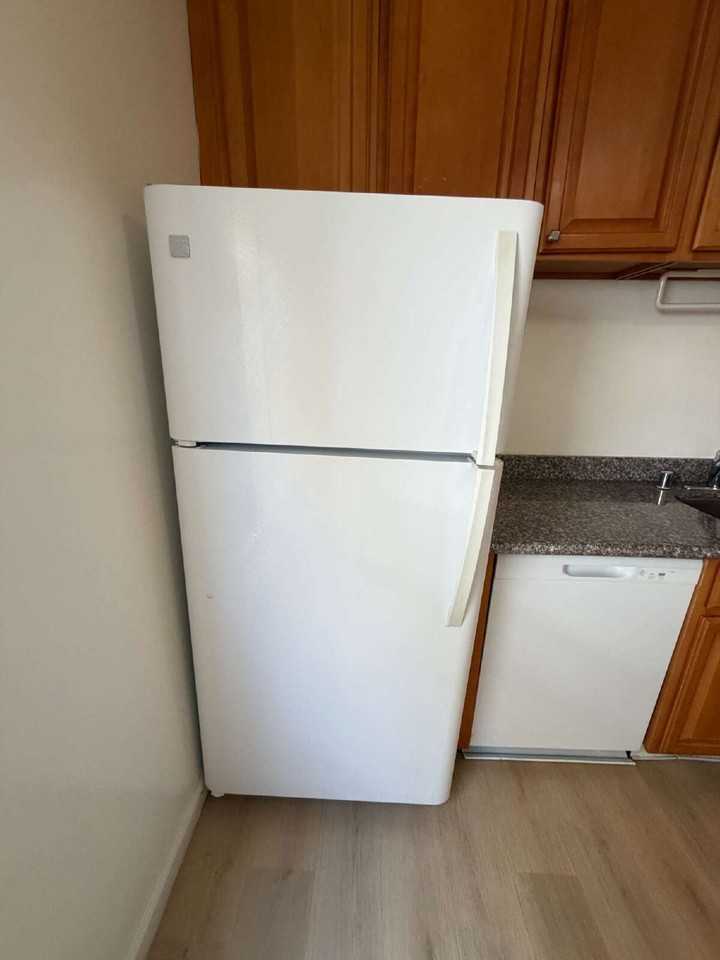 1831 Harrison St #1 - Photo 5 of 12