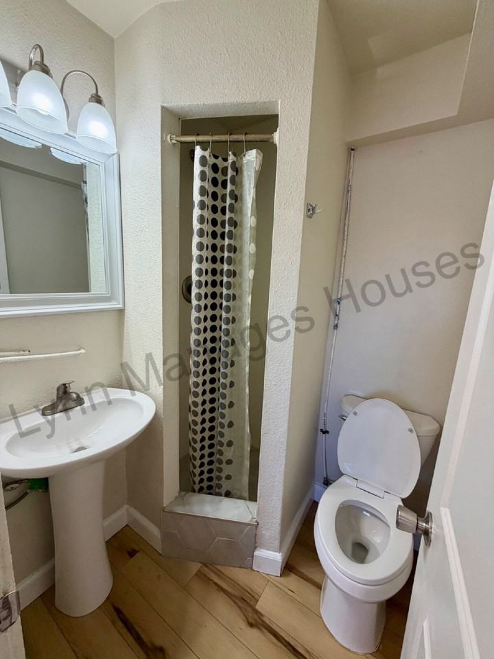 600 Central Ave - Photo 5 of 5