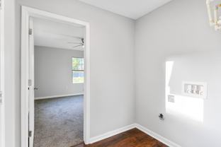 986 Dewalt St - Photo 1 of 1