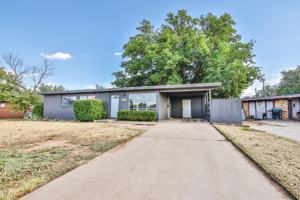 featured image of 2727 66th St