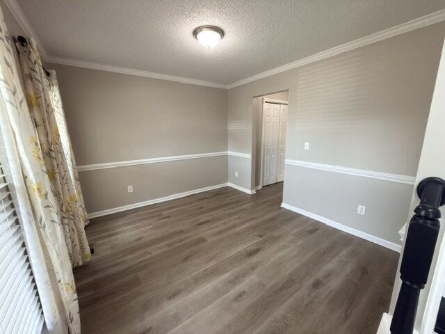 8 Melrose Ct - Photo 7 of 50