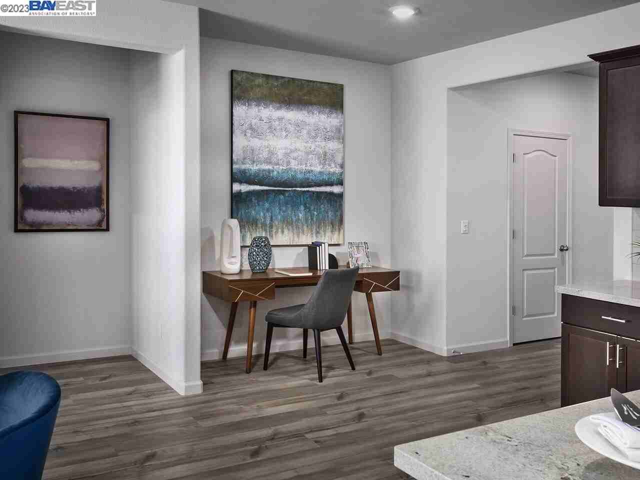 Markovich Ln - Photo 7 of 12