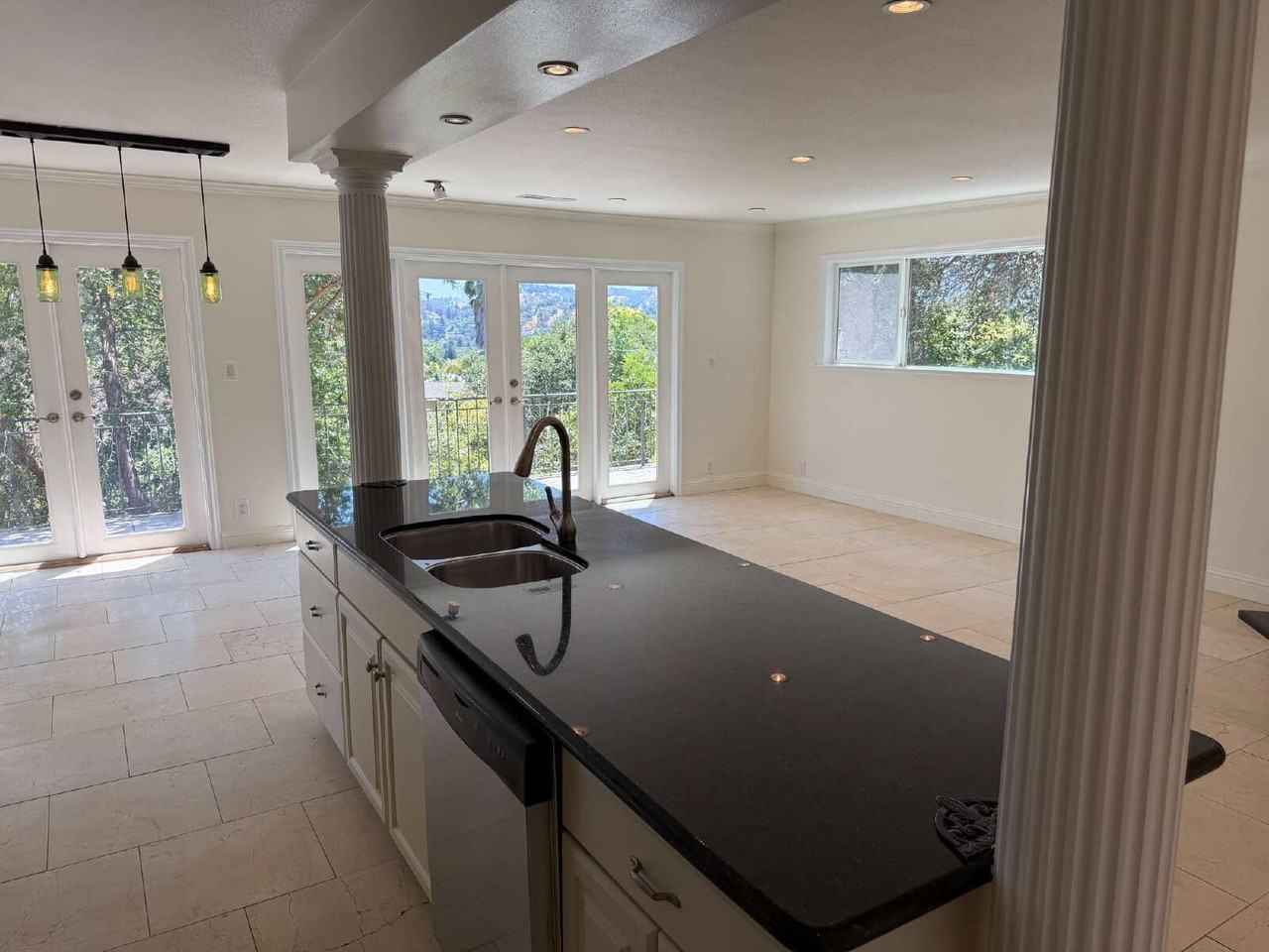 1320 El Curtola Blvd #A - Photo 6 of 27