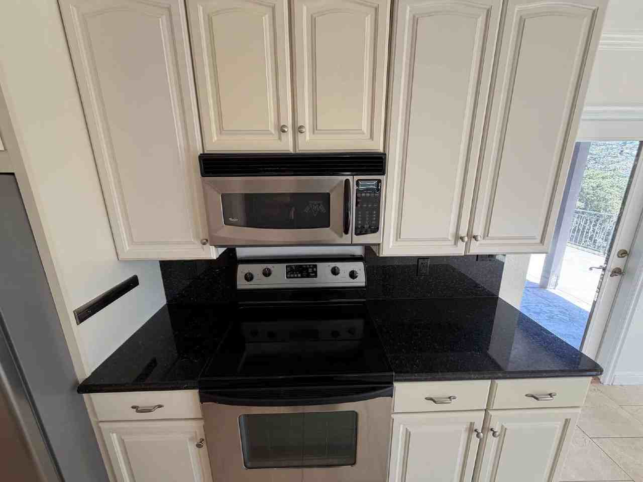 1320 El Curtola Blvd #A - Photo 7 of 27