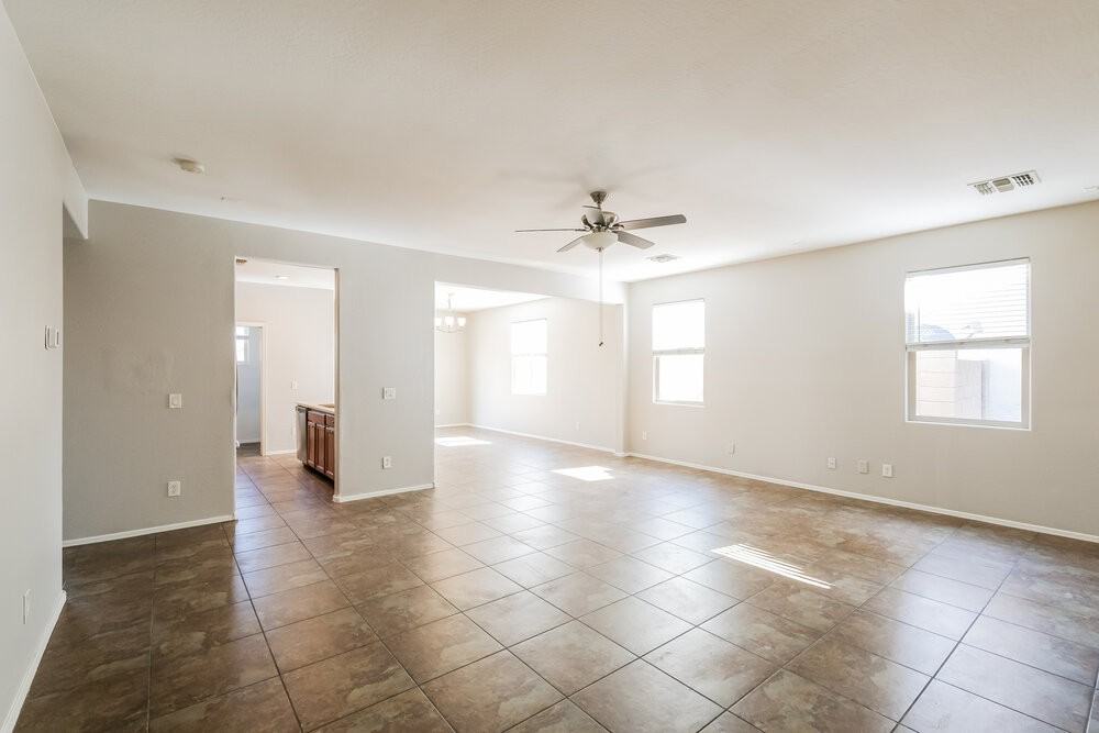 7342 W St Charles Ave - Photo 4 of 16