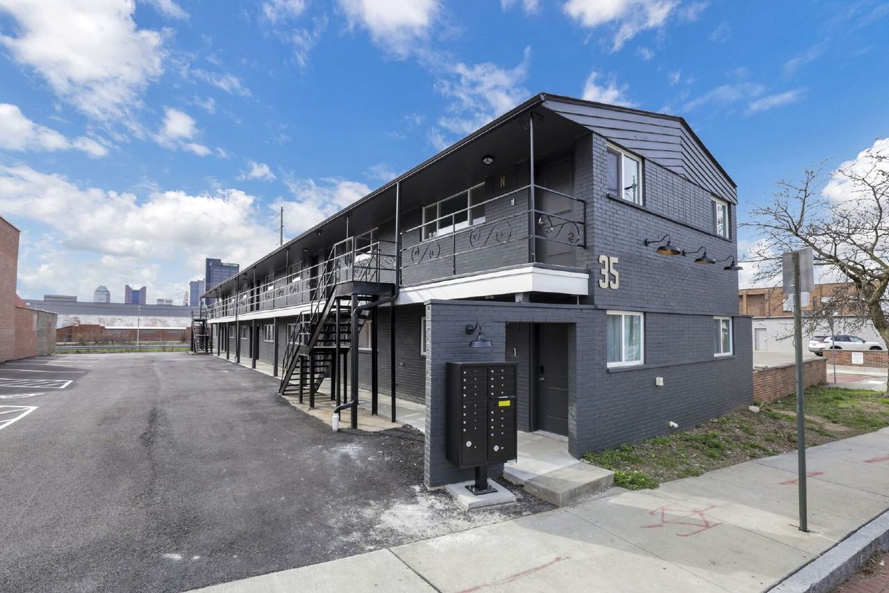35 Parsons Ave #F - Photo 3 of 50
