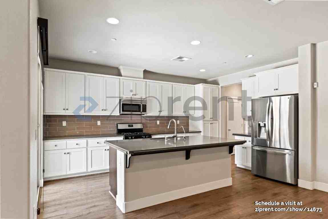 7 Rogers Ln - Photo 7 of 22