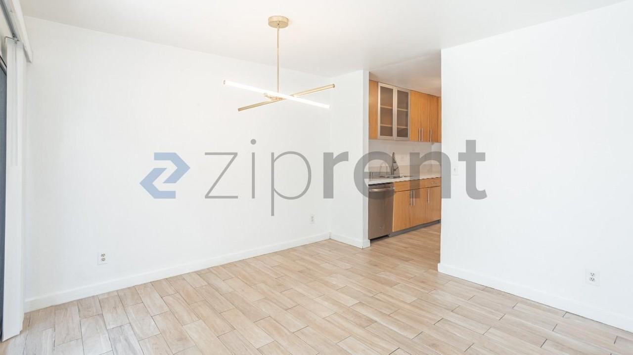 213 Apollo #4 - Photo 5 of 29