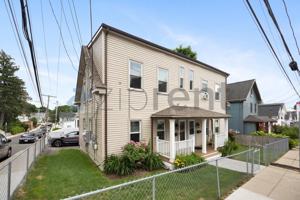 featured image of 47 Cedar St #49