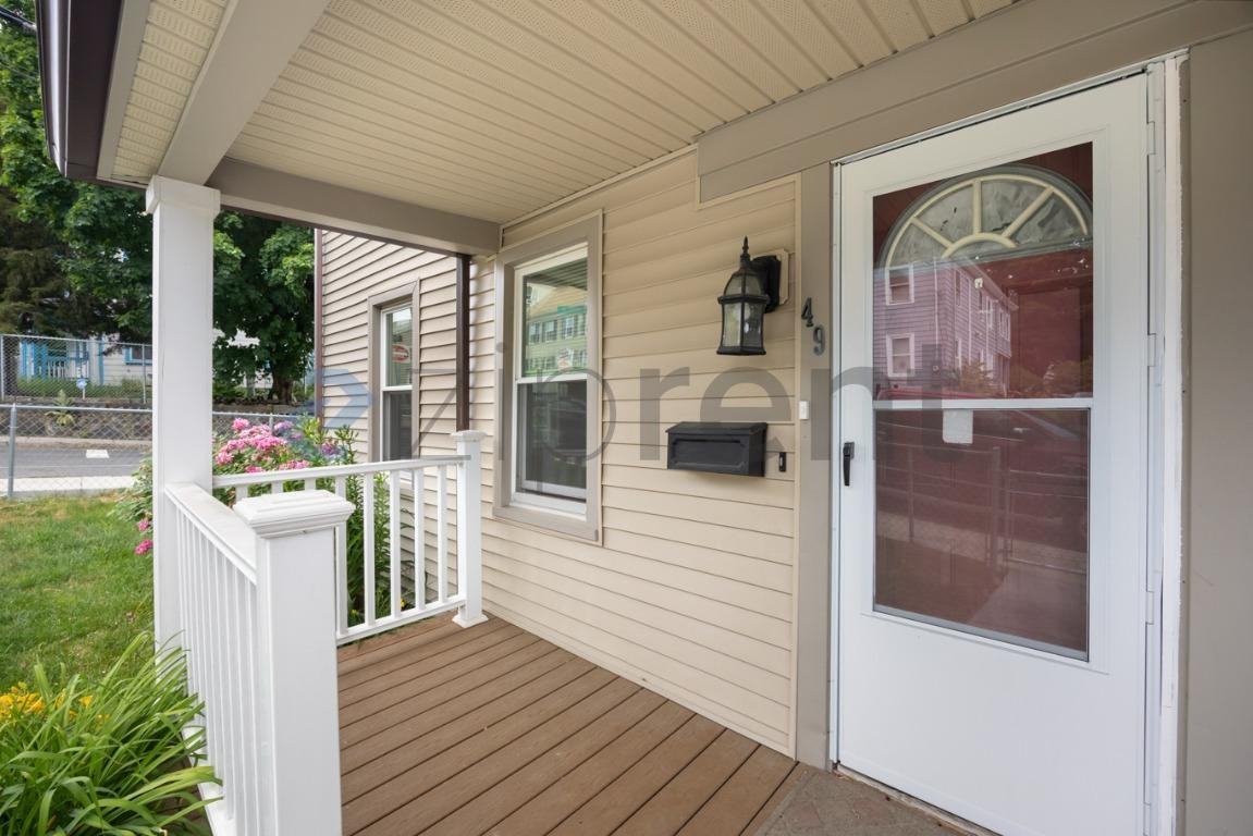 47 Cedar St #49 - Photo 3 of 20