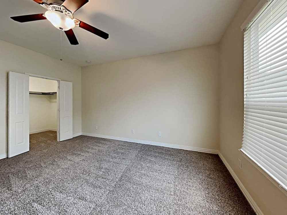 3323 Orchid Trace Dr #NA - Photo 4 of 10