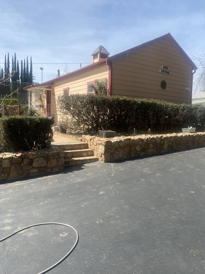 10125 Gilman St - Photo 4 of 26