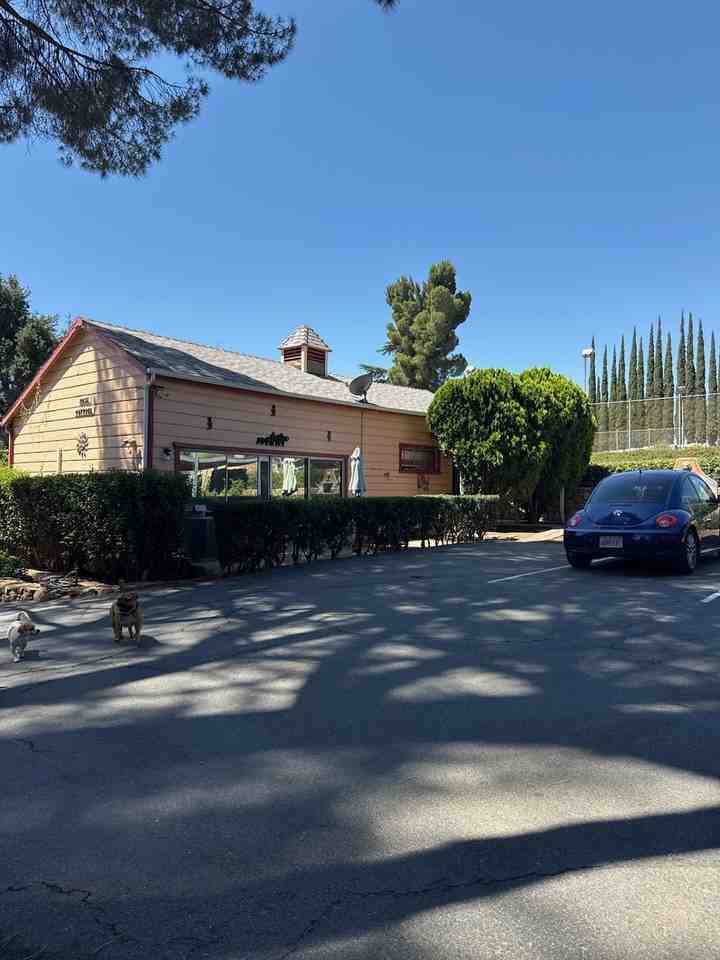 10125 Gilman St - Photo 5 of 26