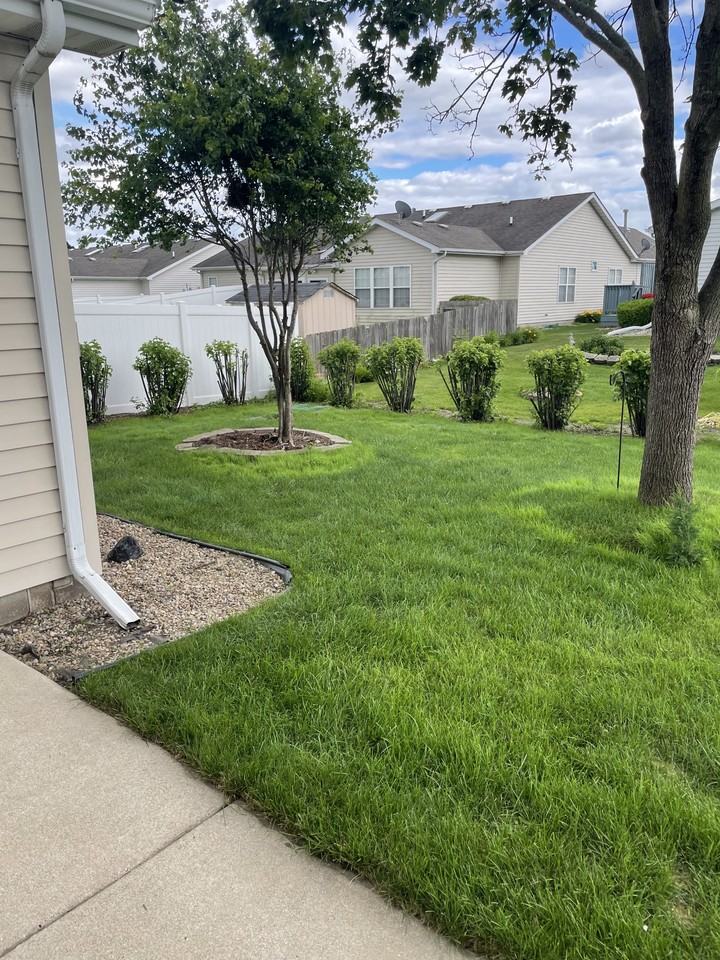 1727 Chestnut Dr #NA - Photo 4 of 14