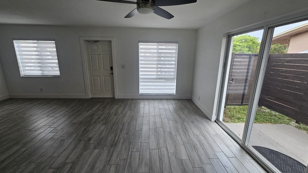 130 Nw 57th St #NA - Photo 6 of 25