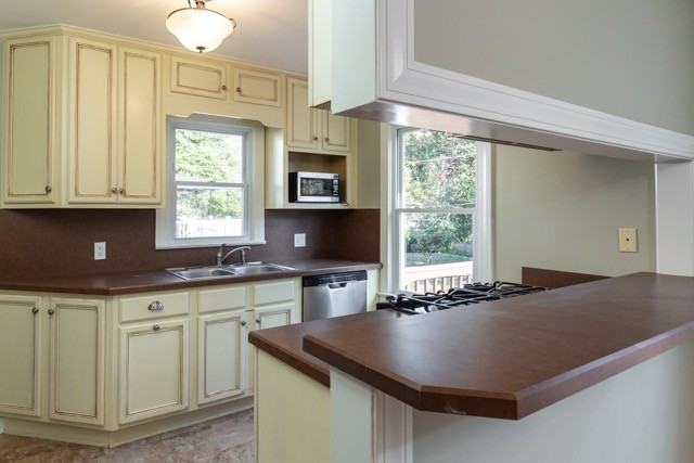 4022 Gloucester Rd #NA - Photo 6 of 18