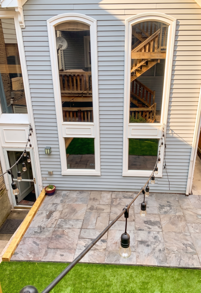 1033 W Wolfram St #NA - Photo 3 of 25