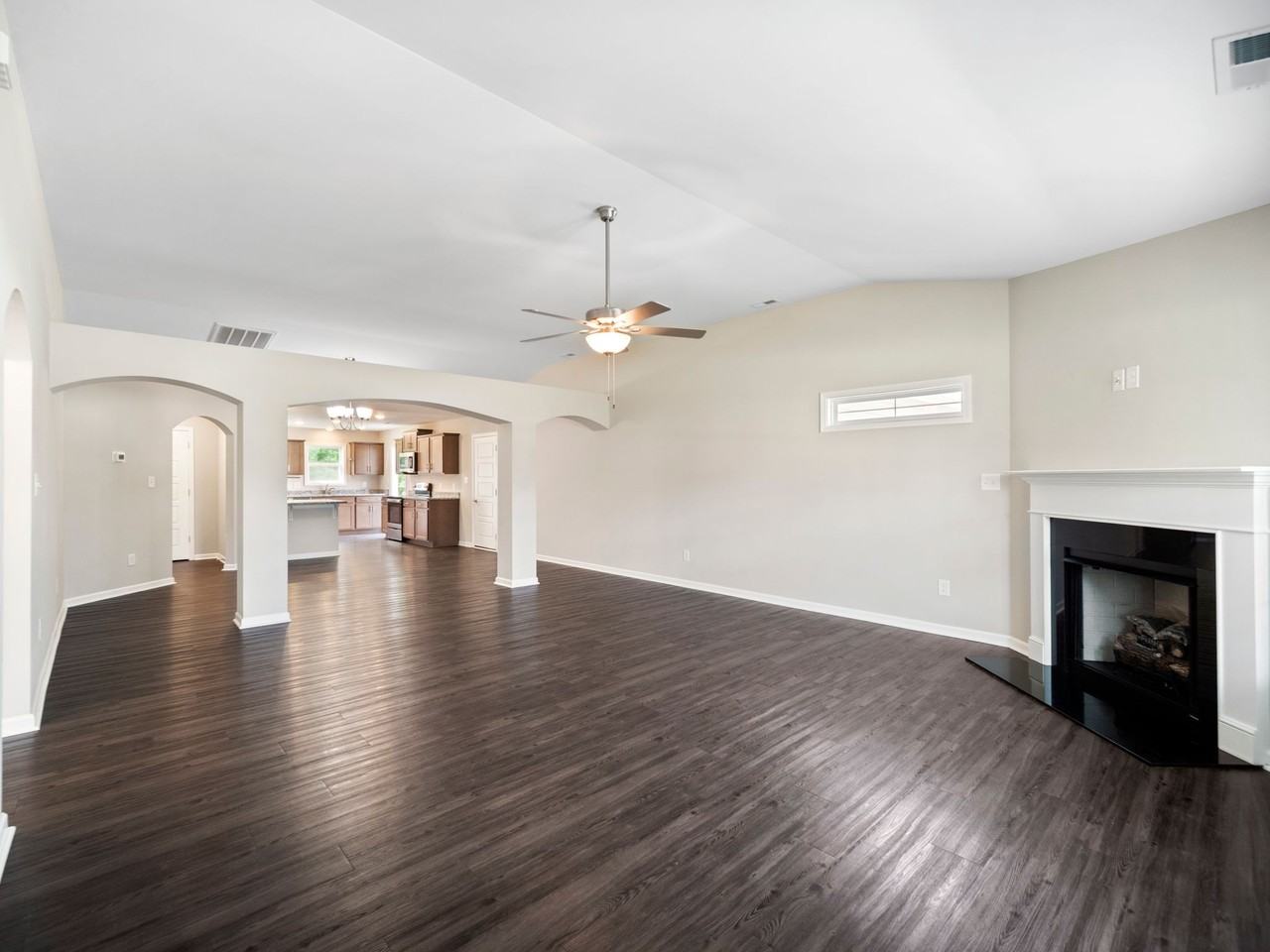 123 Grantham Pl #NA - Photo 5 of 23