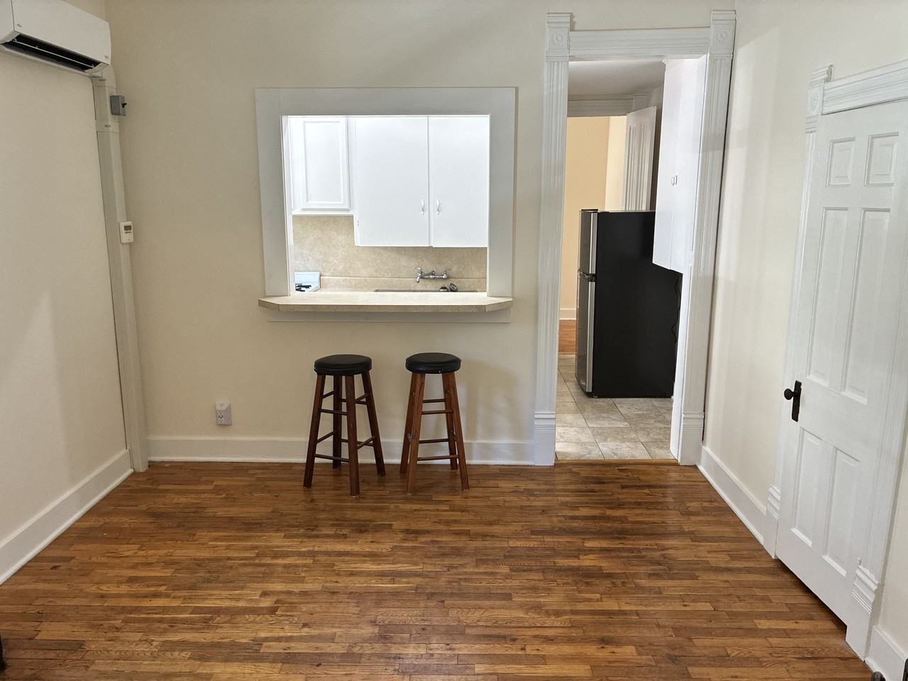 246 Charles Ave Se #1 - Photo 2 of 27