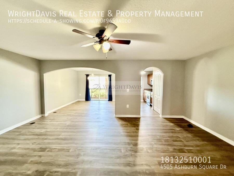 4505 Ashburn Square Dr - Photo 7 of 30
