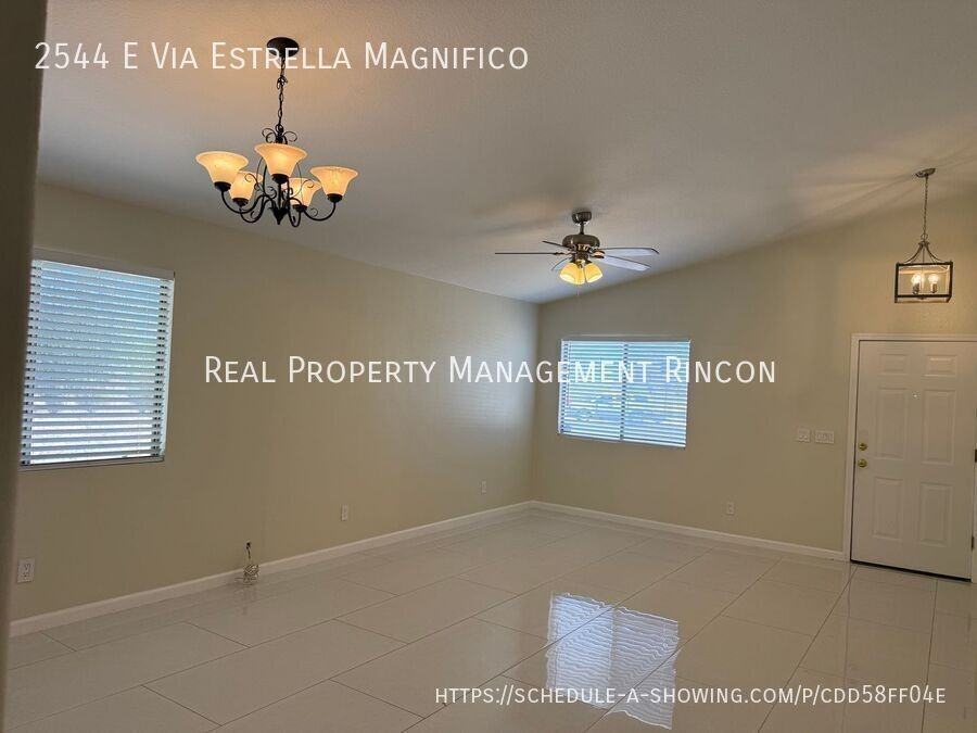 2544 E Via Estrella Magnifico - Photo 3 of 23