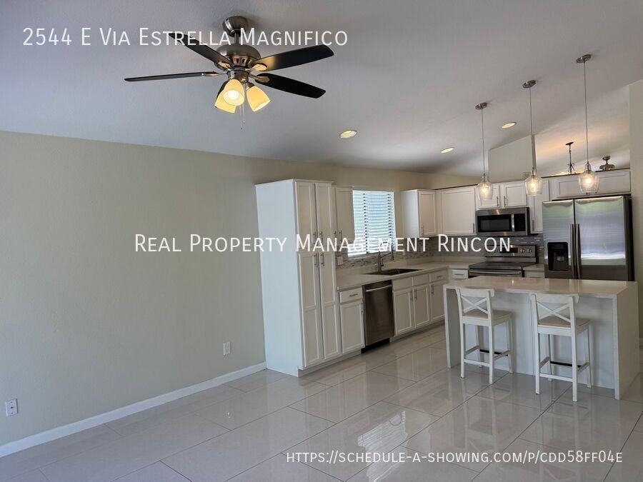 2544 E Via Estrella Magnifico - Photo 6 of 23