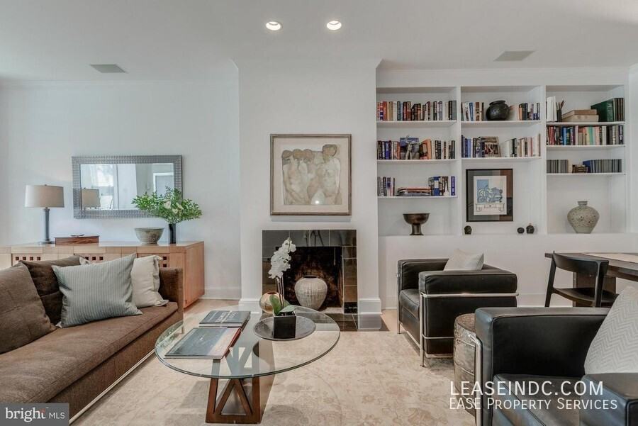 2503 I St Nw - Photo 4 of 23