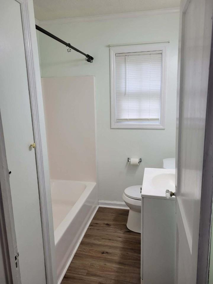601 E 5th Ave #NA - Photo 2 of 8