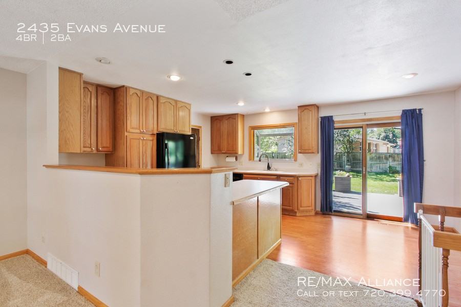 2435 Evans Ave - Photo 5 of 28