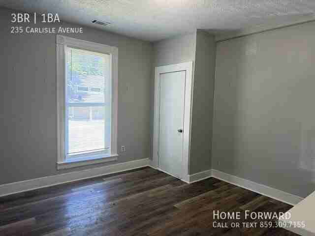 235 Carlisle Ave - Photo 6 of 7
