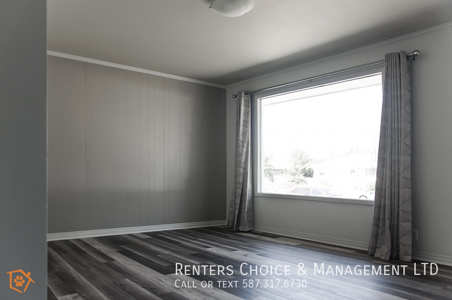 2308A 19 Ave S - Photo 4 of 15