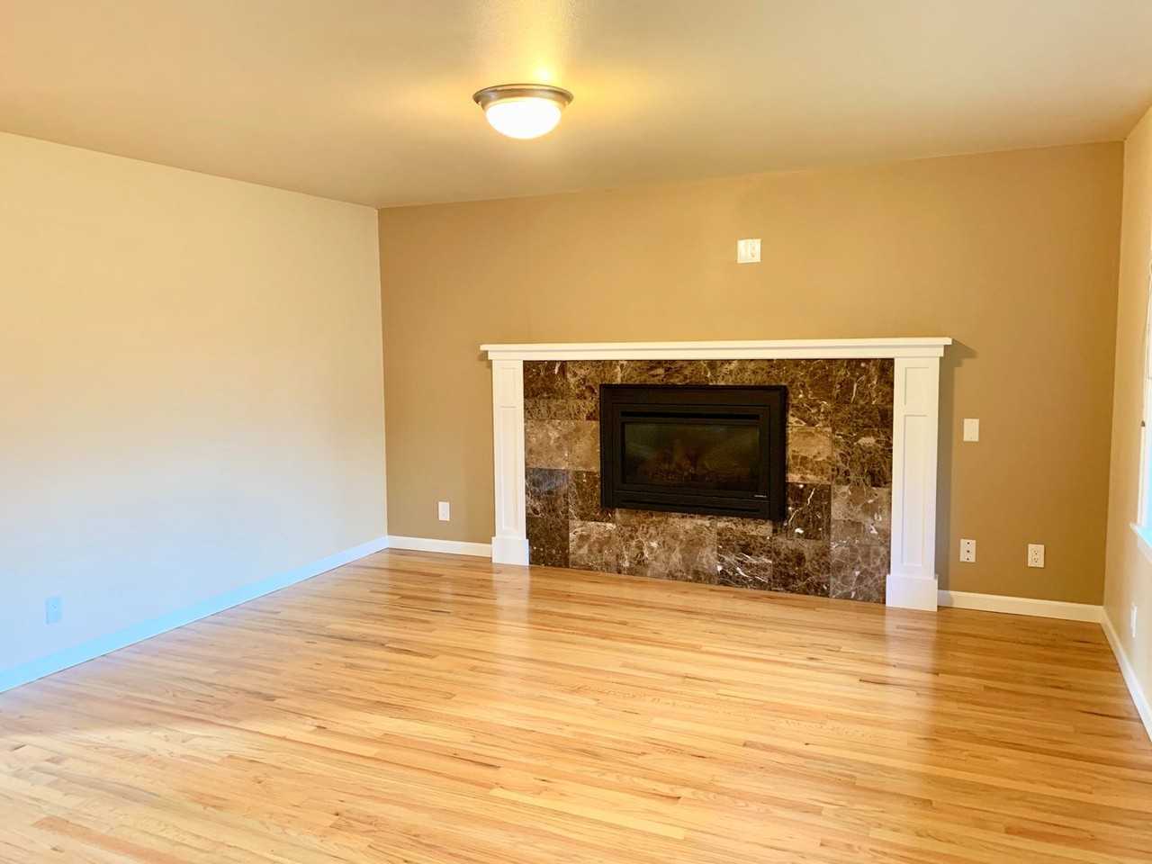 405 167th Ave Se - Photo 3 of 20