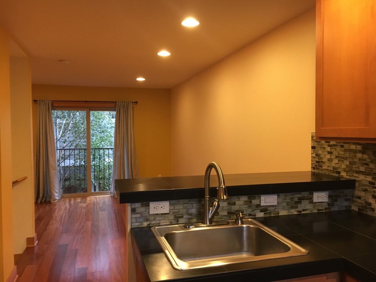 2109 15th Ave S #B - Photo 3 of 17