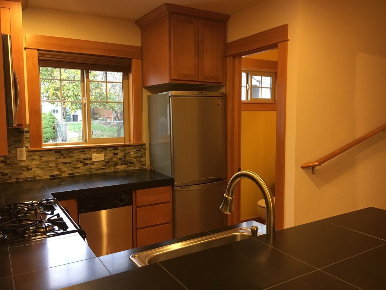 2109 15th Ave S #B - Photo 4 of 17