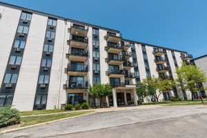 featured image of 9098 W Terrace Dr #4L