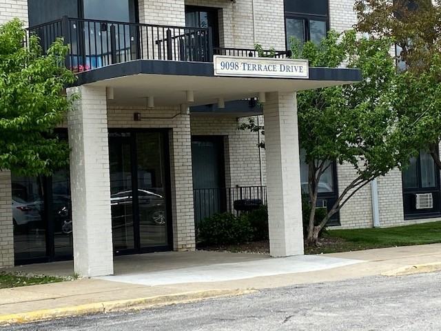 9098 W Terrace Dr #4L - Photo 3 of 22