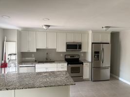featured image of 240 Sw 7th St #10